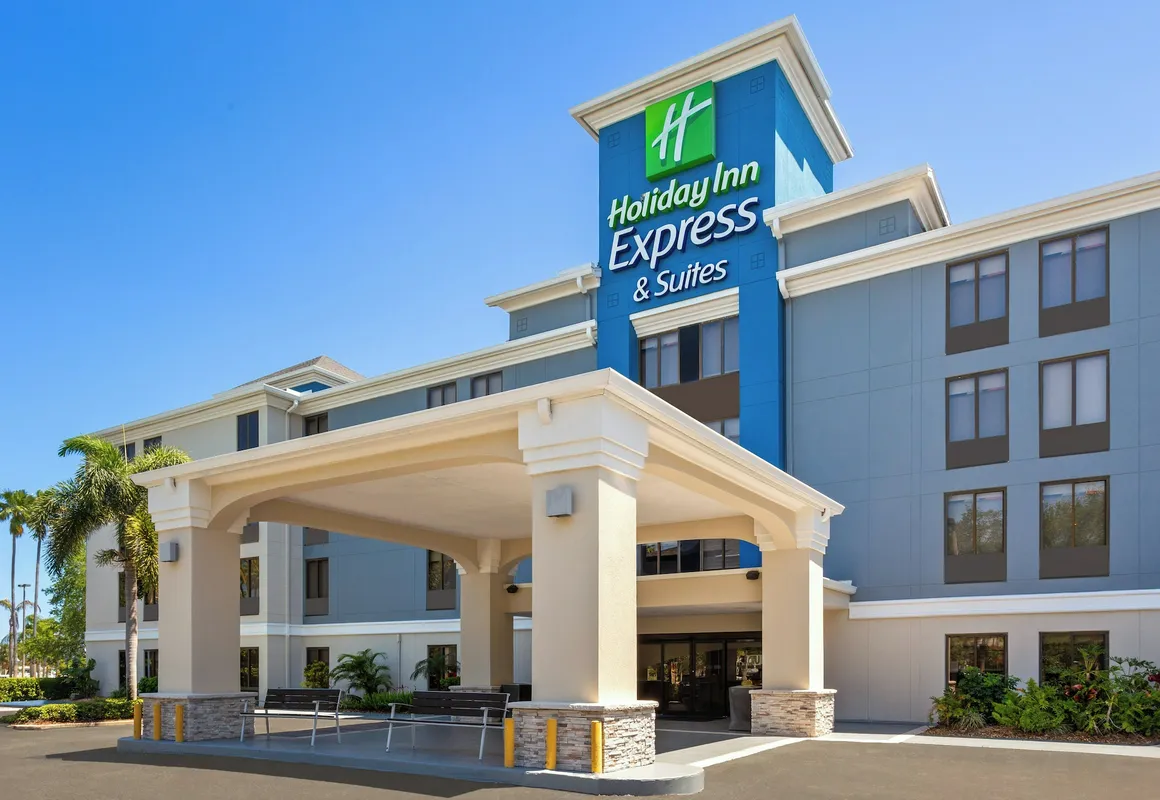 Holiday Inn Express Hotel & Suites Tampa-Rocky Point Island by IHG hotel hero
