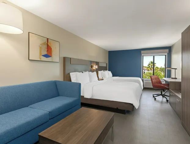 Holiday Inn Express Hotel & Suites Tampa-Rocky Point Island by IHG hotel detail image 4