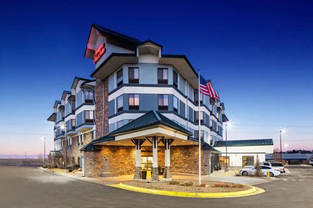 Hampton Inn & Suites Parker hotel hero