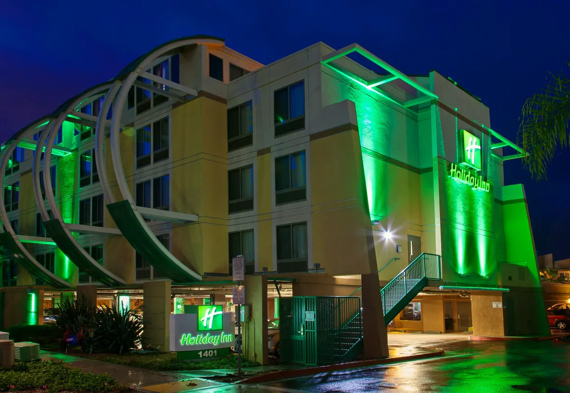 Holiday Inn Oceanside Camp Pendleton Area by IHG hotel hero