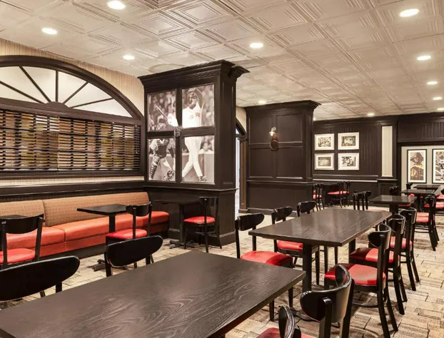 Holiday Inn Boston - Cambridge Area by IHG hotel detail image 2