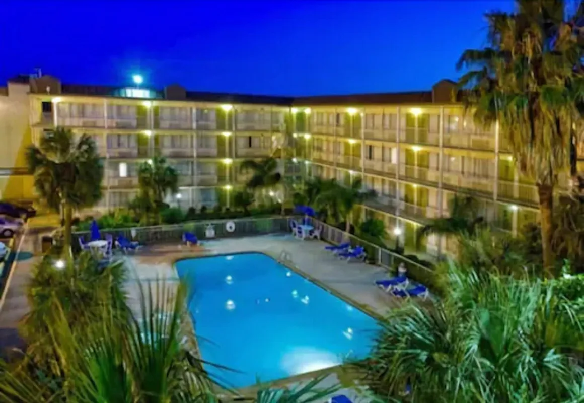 Days Inn by Wyndham Kenner/New Orleans Airport South hotel hero