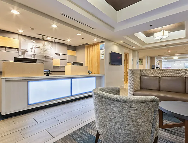 Holiday Inn Express Hotel & Suites, a Lake Zurich-Barrington by IHG hotel detail image 2