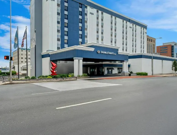 DoubleTree by Hilton Downtown Wilmington - Legal District hotel detail image 4