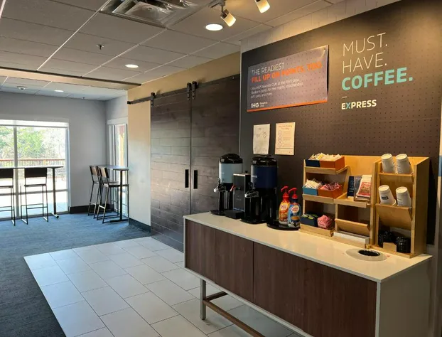 Holiday Inn Express Atlanta Airport West - Camp Creek Market by IHG hotel detail image 3