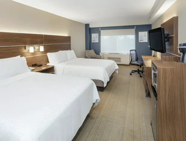 Holiday Inn Express Hotel & Suites Long Island-East End by IHG hotel detail image 4