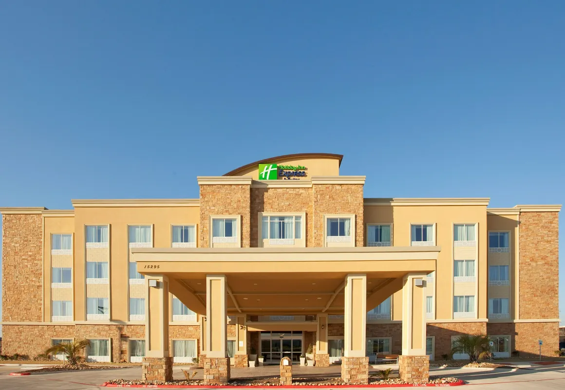 Holiday Inn Express & Suites Austin South-Buda by IHG hotel hero