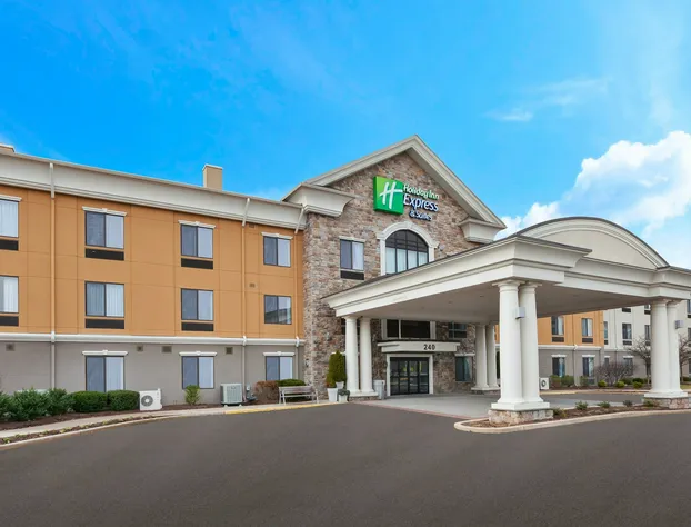 Holiday Inn Express & Suites Warminster - Horsham by IHG hotel detail image 2