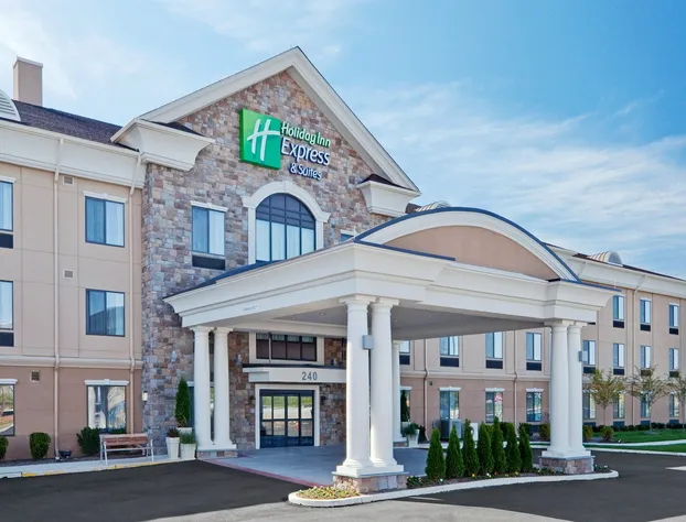 Holiday Inn Express & Suites Warminster - Horsham by IHG hotel detail image 1