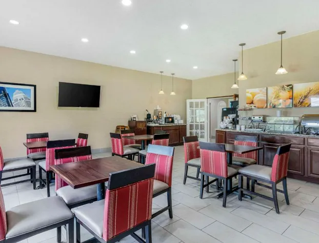 Comfort Inn & Suites La Grange - Louisville Area hotel detail image 3
