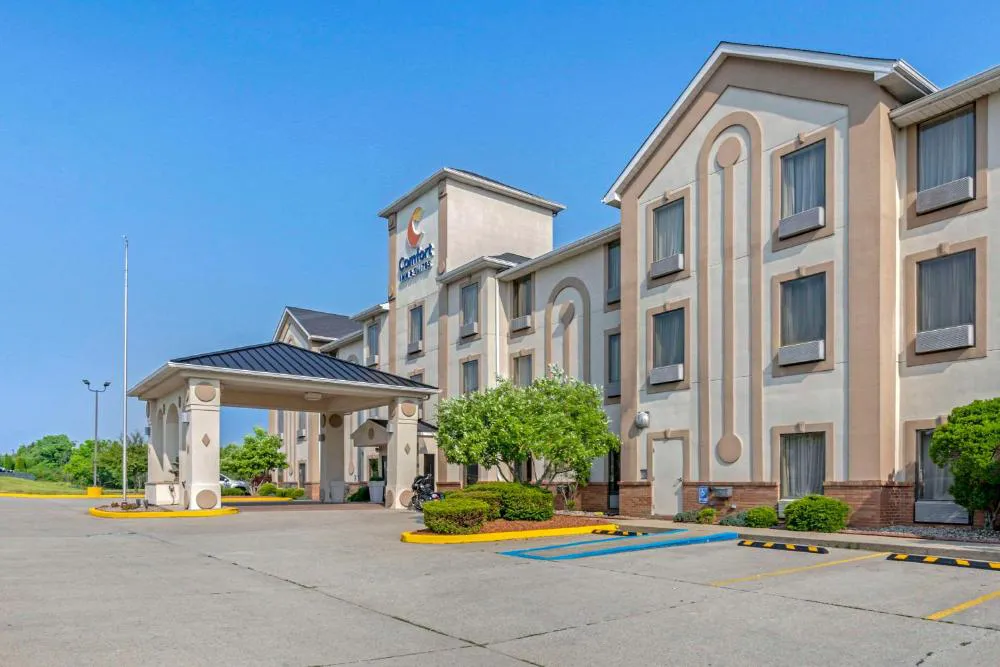 Comfort Inn & Suites La Grange - Louisville Area hotel hero