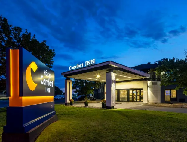 Comfort Inn Montréal Aéroport hotel detail image 1