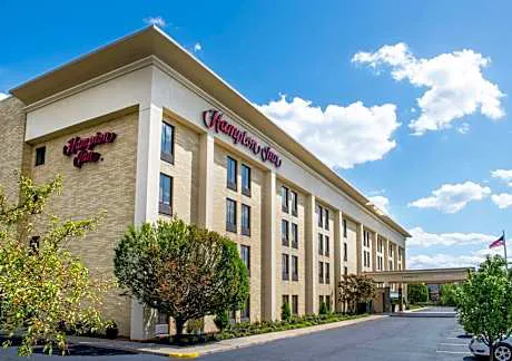 Hampton Inn Cleveland-Solon hotel hero