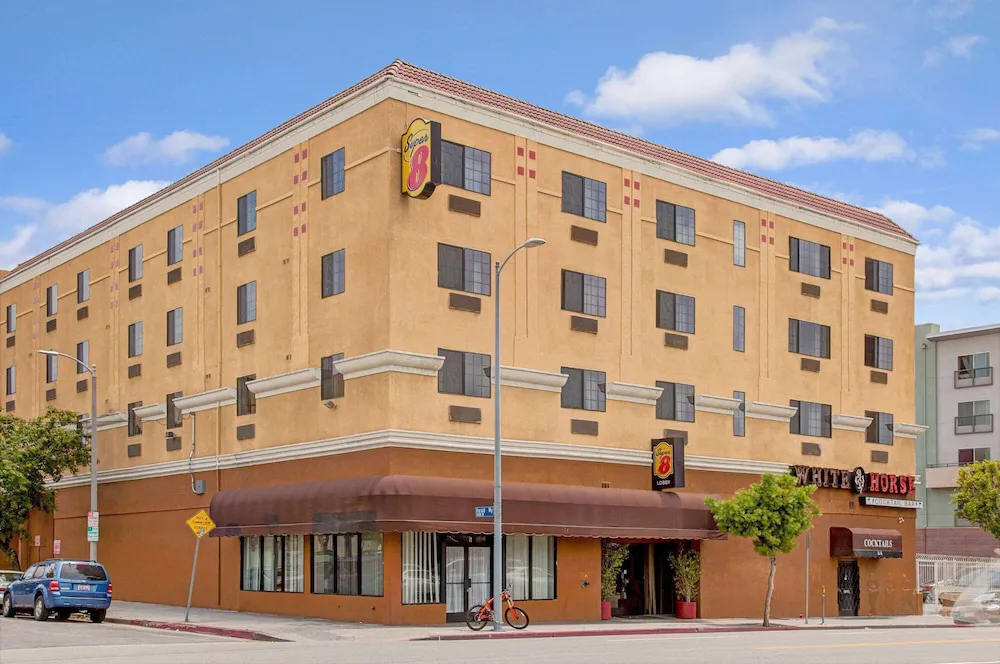 Super 8 by Wyndham Hollywood/LA Area hotel hero