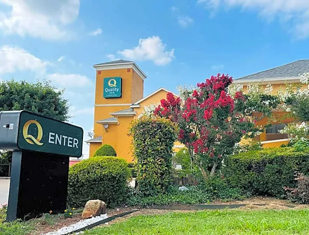 Quality Inn hotel detail image 1