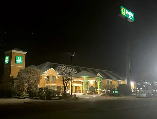 Quality Inn hotel detail image 2