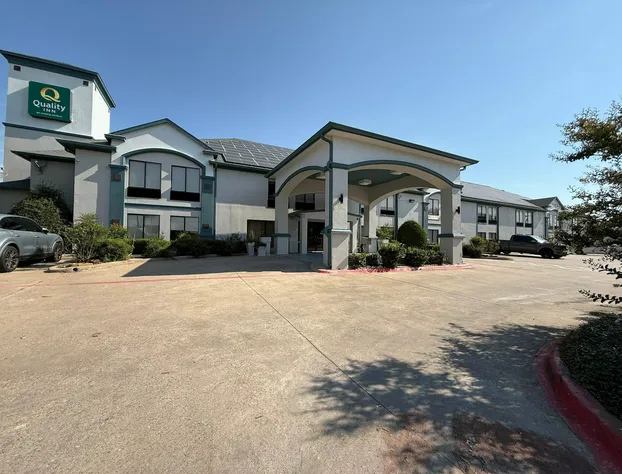 Quality Inn Hillsboro hotel detail image 4