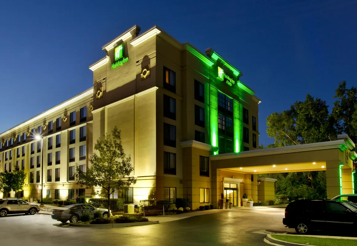 Holiday Inn & Suites Ann Arbor Univ Michigan Area by IHG hotel hero