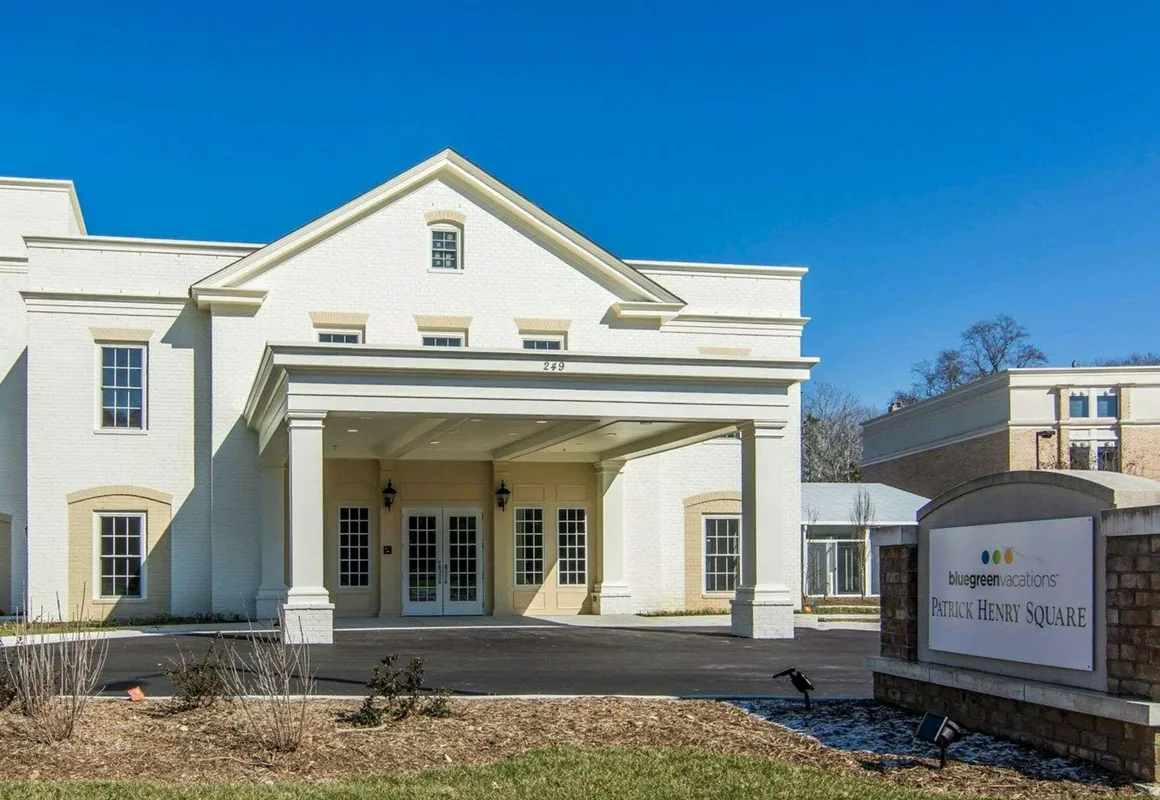 Bluegreen Vacations Patrick Henry Square, an Ascend Collection Resort hotel hero