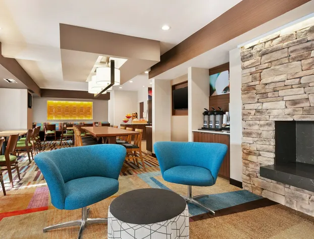 Fairfield Inn by Marriott Roseville hotel detail image 2