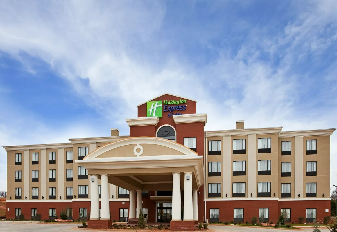 Holiday Inn Express & Suites Guthrie North Edmond by IHG hotel hero