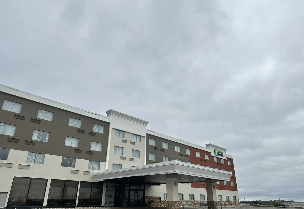 Holiday Inn Express Big Rapids by IHG hotel hero