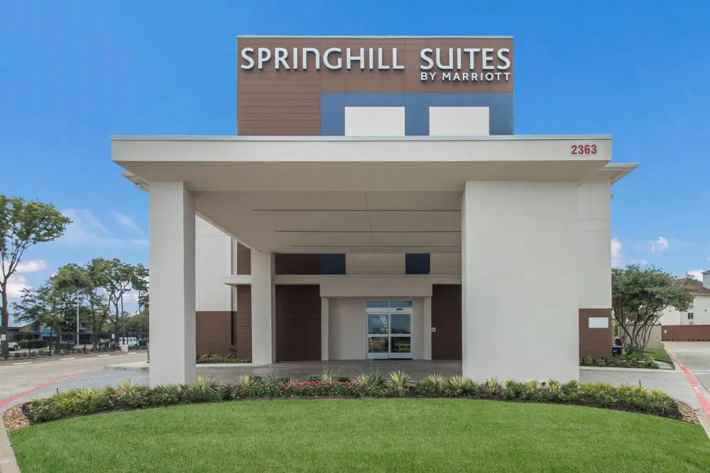 SpringHill Suites by Marriott Dallas NW Hwy/I35E hotel hero