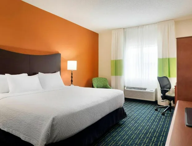 Fairfield Inn & Suites by Marriott Champaign hotel detail image 4