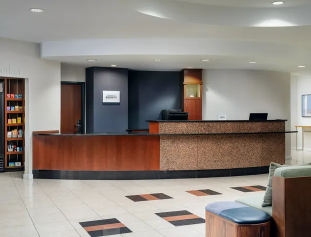 Courtyard by Marriott Kingston hotel detail image 3