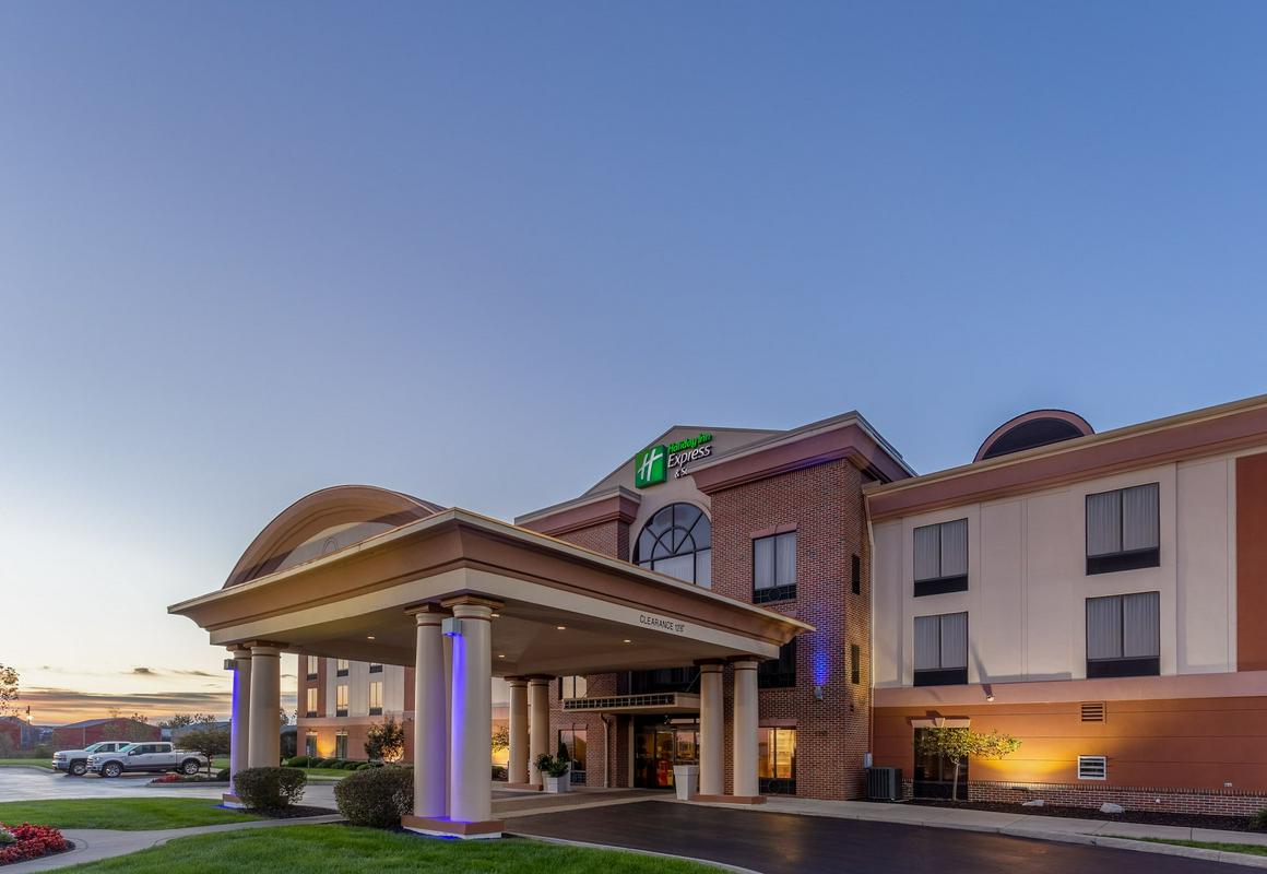 Holiday Inn Express Hotel & Suites Bowling Green, an IHG Hotel hotel hero