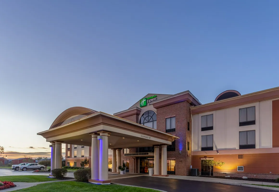 Holiday Inn Express Hotel & Suites Bowling Green by IHG hotel hero