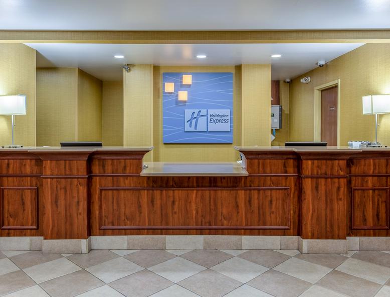 Holiday Inn Express Hotel & Suites Bowling Green, an IHG Hotel hotel detail image 3