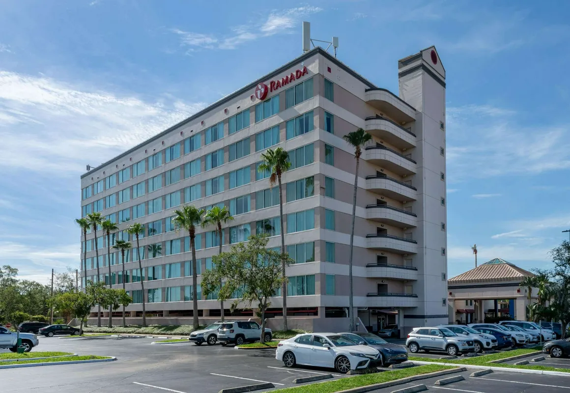 Ramada by Wyndham Kissimmee Gateway hotel hero
