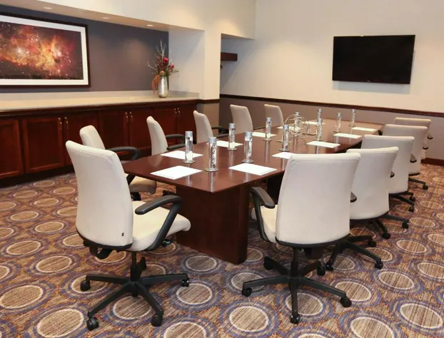 DoubleTree by Hilton Dayton Fairborn hotel detail image 4