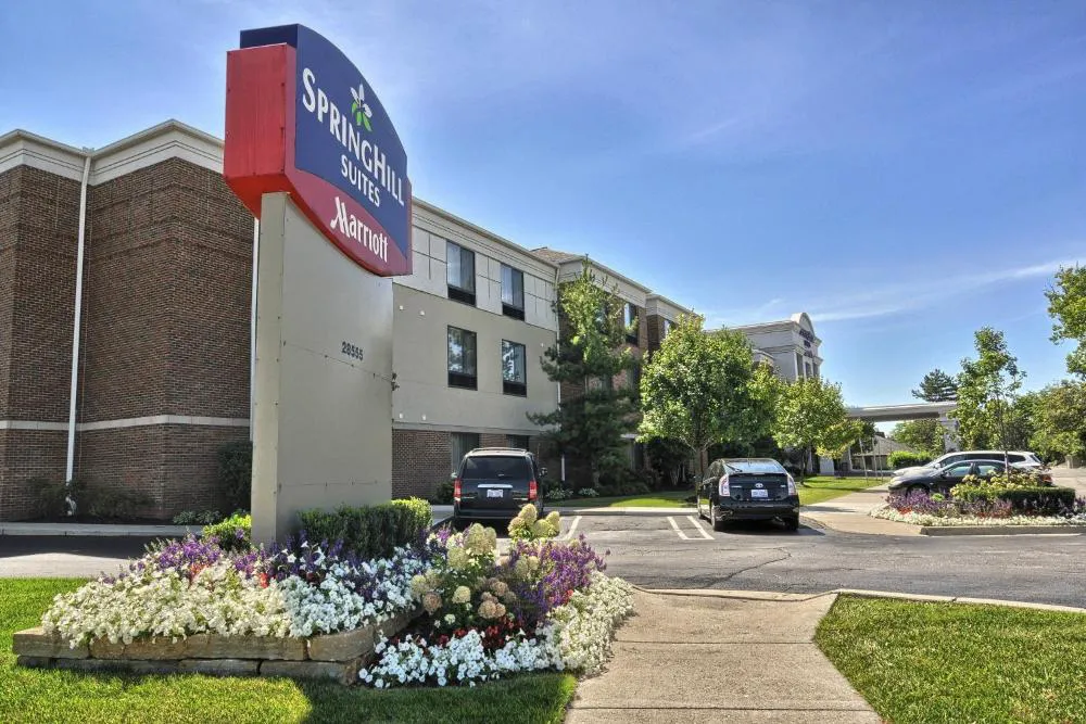 SpringHill Suites Detroit Southfield hotel hero