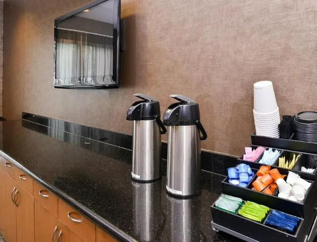 SpringHill Suites by Marriott Corona Riverside hotel detail image 4