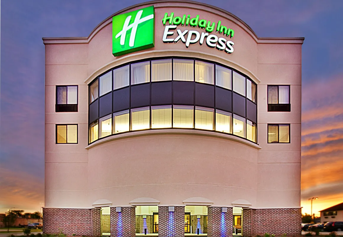 Holiday Inn Express Waterloo Cedar Falls by IHG hotel hero