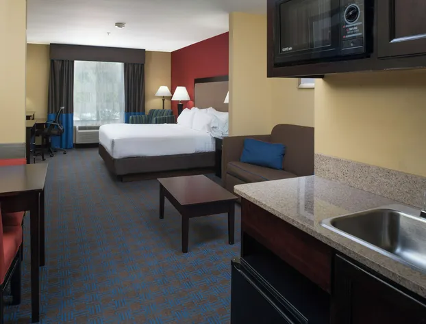 Holiday Inn Express & Suites W. Monroe by IHG hotel detail image 3