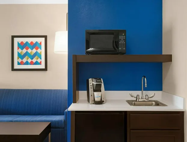 Holiday Inn Express & Suites McAlester by IHG hotel detail image 4