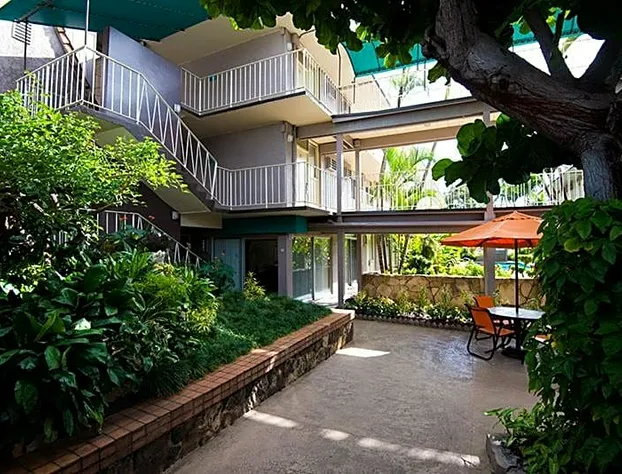 Pacific Marina Inn Airport Hotel hotel detail image 4