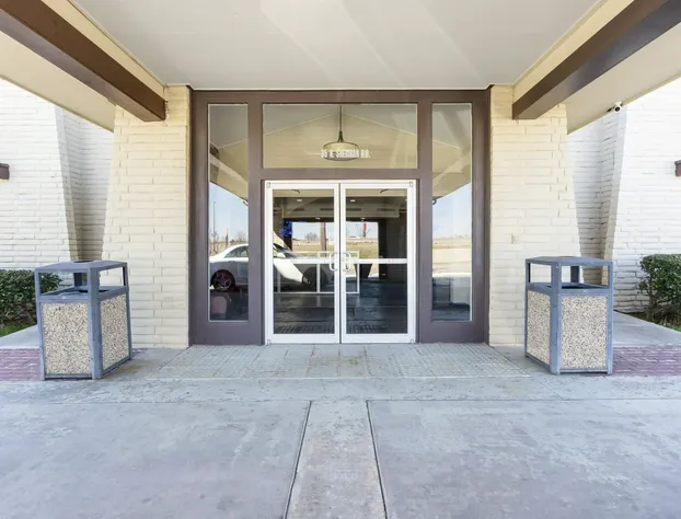 OYO Hotel Tulsa N Sheridan Rd & Airport hotel detail image 2