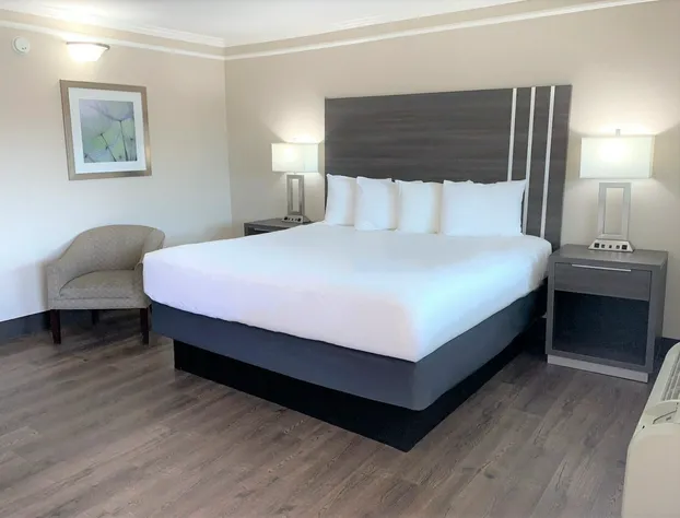 Summerfield Inn Fresno Yosemite hotel detail image 4