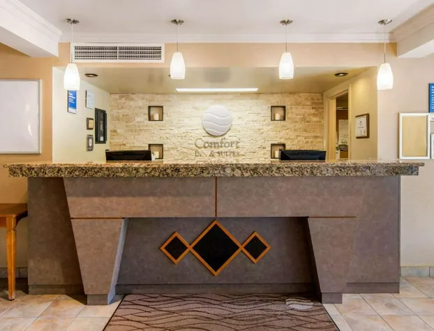 Comfort Inn & Suites Shawinigan hotel detail image 2