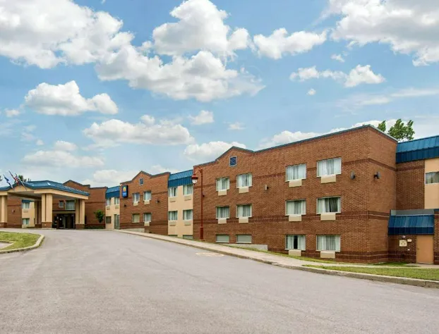 Comfort Inn & Suites Shawinigan hotel detail image 1