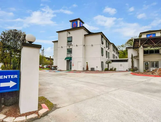 Motel 6 Humble, TX - Houston International Airport hotel detail image 3