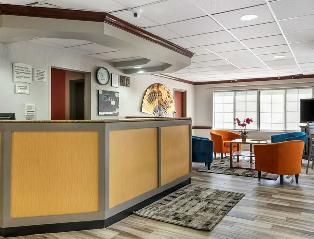 Super 8 Overland Park Kc Area Near Convention Center hotel detail image 3