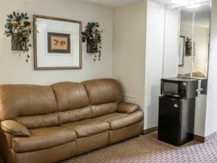 Quality Inn & Suites Greenfield I-70 hotel detail image 2