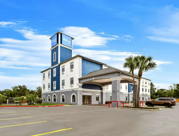 Econo Lodge Inn & Suites Beaumont hotel detail image 1