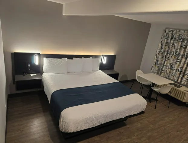 Motel 6 Los Angeles, CA - Downtown hotel detail image 4