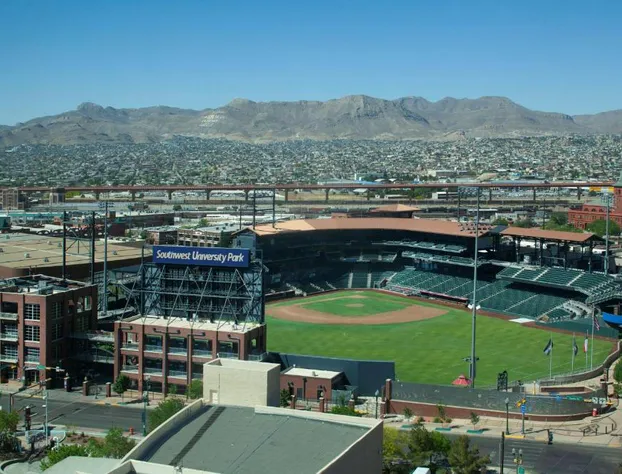 DoubleTree by Hilton El Paso Downtown hotel detail image 1